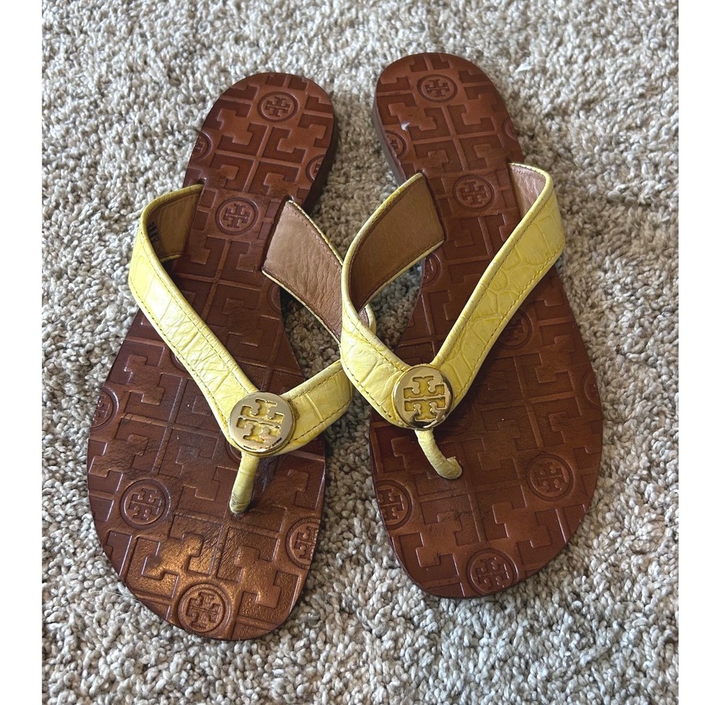 Tory Burch Thora Sandals Yellow Croc Embossed Leather Logo Thong Slides 7M